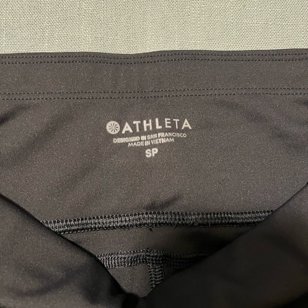 Athleta Contender Mesh Crop - Picture 7 of 8